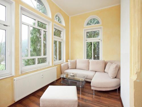 Elegant Villa in Borstendorf