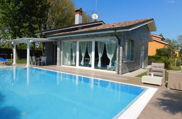 Elegante villa en la idílica isla de Albarella