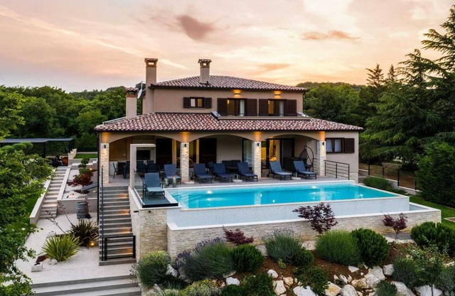 Elegante villa cerca de la playa