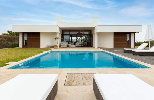 Elegante villa con piscina cerca del mar, Son Gantxo, Menorca
