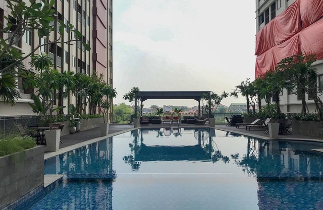 Elegant Wide View Studio Apartment at LRT City Jatibening