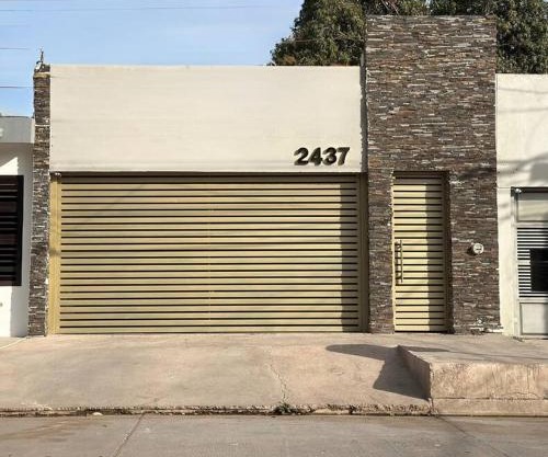 Elegante Casa Nueva Comoda con Asador