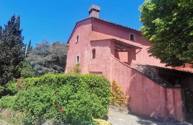 Elegante villa con piscina a soli 12 km da Firenze ideale per famiglie e gruppi