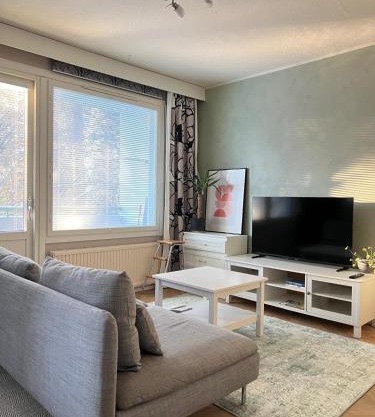 Elegantly renovated apartment with a parking space