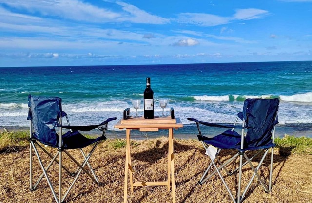 Elegnat Ocean Front Apartment /Hot Tub, BBQ