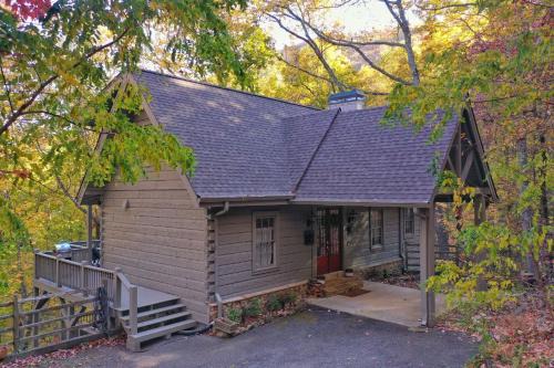 Elemental Bliss - Enjoy cookouts on the deck and peaceful valley views