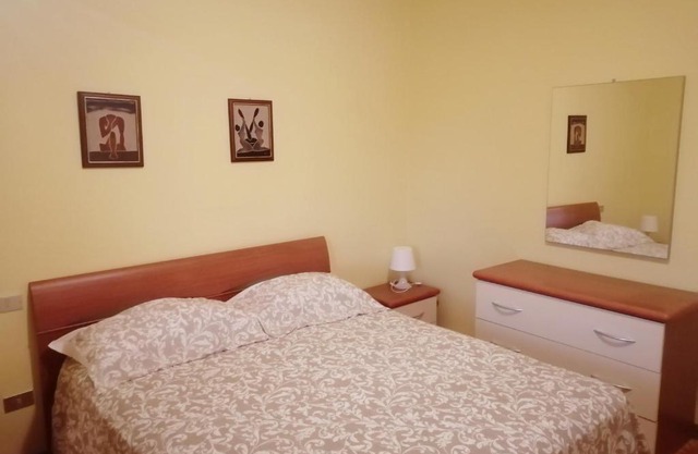 Elena Rooms