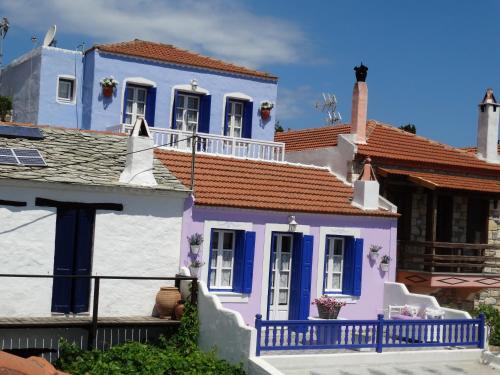 Elena's House