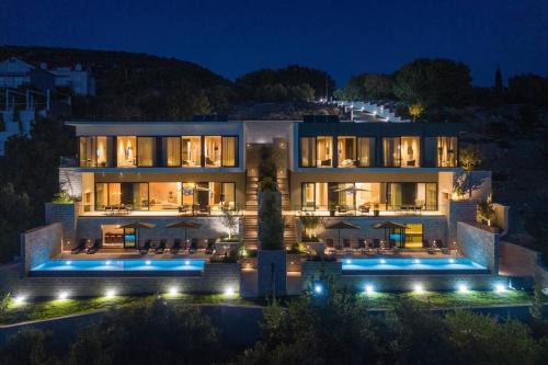 Elena's Villa