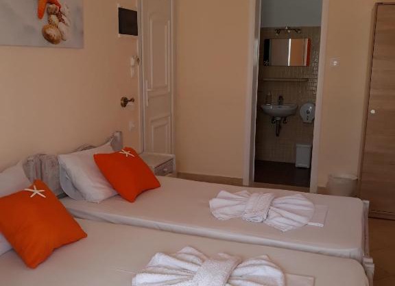 Eleni's Rooms