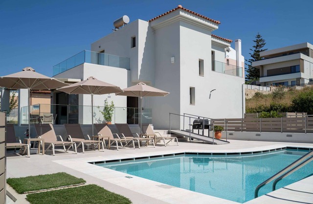 Eleni - Tres Habitaciones Villa, Capacidad 6