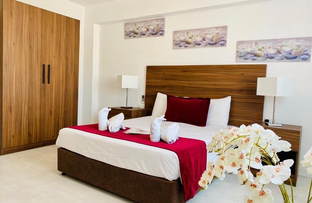 Eleonora Hotel Apartments