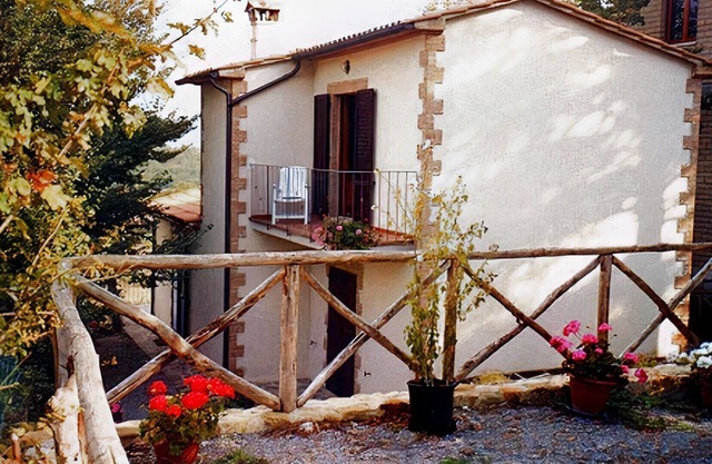 Eleonora House
