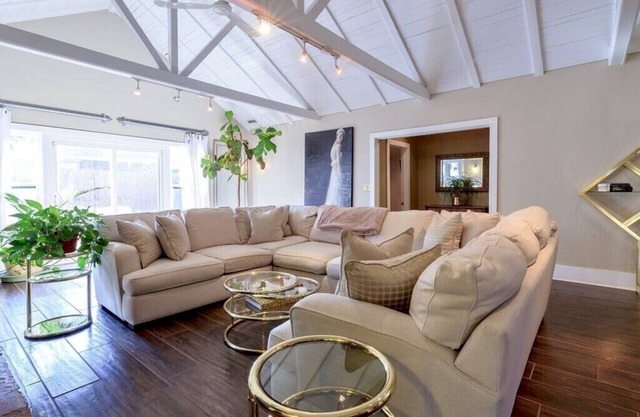 Hermoso bungalow grande en el corazón de Edmond