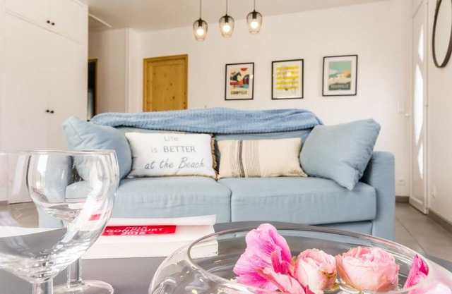 Casa independiente con gran terraza y cerca de la playa, ideal para familias