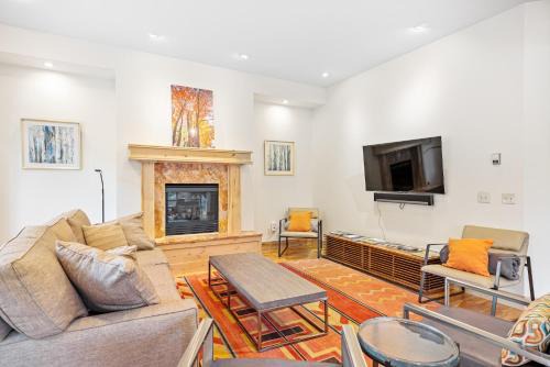 Elevation 6000 Condo Unit 99-1