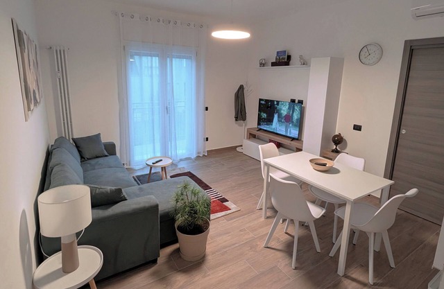Eleven Apartment. Cozy modern two-room apartment for up to 4 guests.