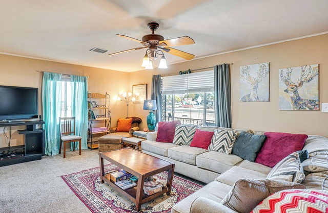 Elfrida Home w/ Yard & Fire Pit: 14 Mi to Wineries