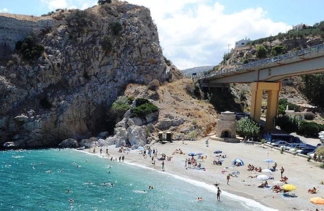 Elia 3 maisonette,Near Heraklion, beach & taverns