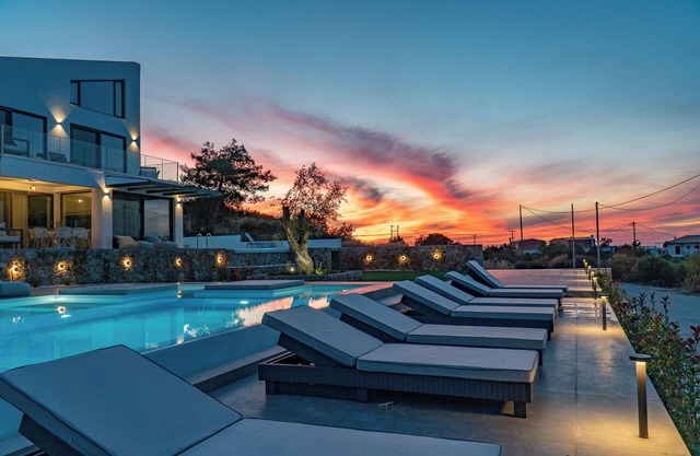 Eliandreia Luxury Villas