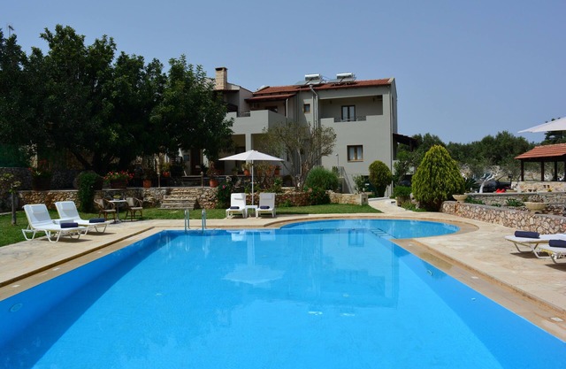 Villas Elianthos / Villa Rose