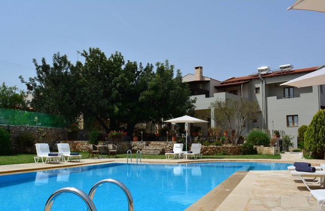 Villas Elianthos / Villa Sage