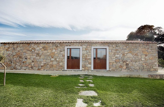 Casa "Elicriso", apartamento de tres habitaciones en estilo Stazzu Gallurese, a solo 3. 5 km del mar.