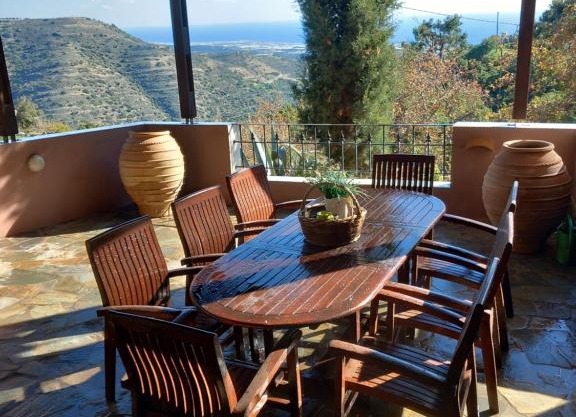 Elis superb villa