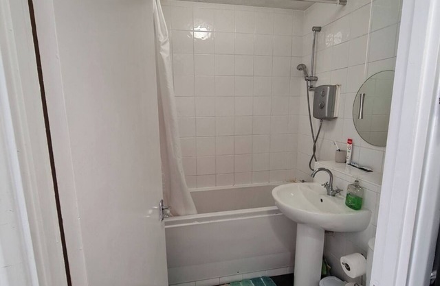 Elisha's City Apartment