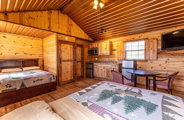 Elite Cabins and RV Park