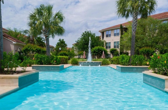 Elite & Luxurious Furnished Apartment by Kemah