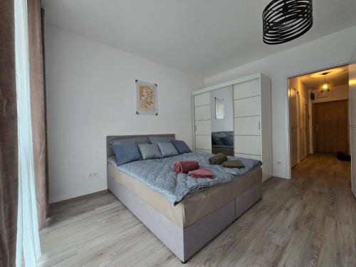 Elite Residence Suite -Chic Serenity with AC in a Free Park zone