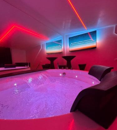 Elite Suite