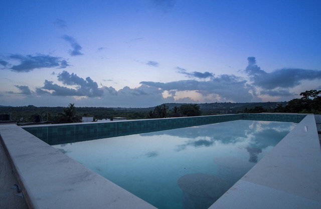 ELIVAAS Kamerios Verano 1 BHK with Pool