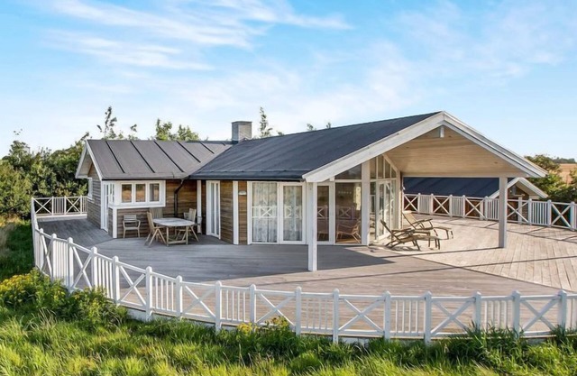 "Eljas" - 200m to the inlet by Interhome