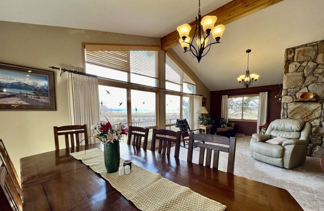 Elkhorn Views Home - 4 Bdrm, Sleeps 8, w/Sauna