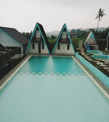 Ellada Villas Megamendung