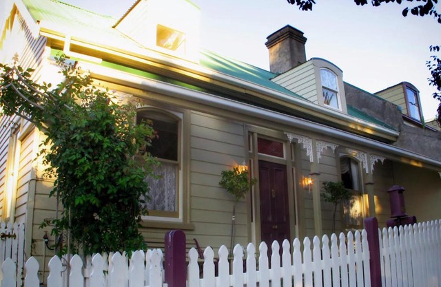 Ellie's Place on City Park
