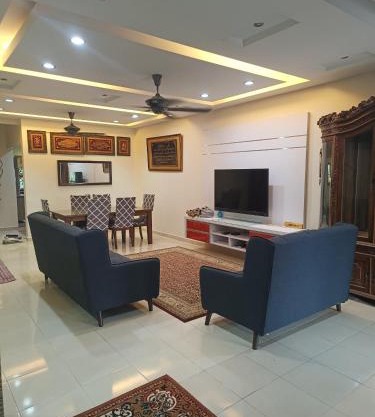 Elly Homestay Shah Alam