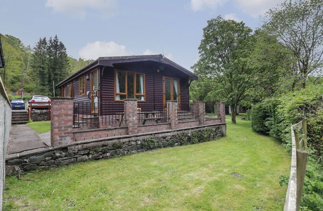 Elm Lodge