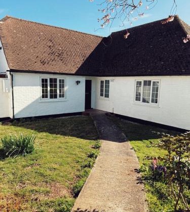Elms Farm Cottages - White Swans