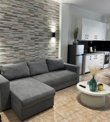 Elonia Apartment