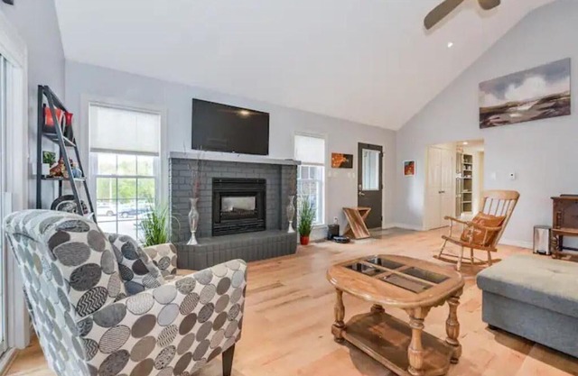 Elora Grandeur: The Pinnacle Retreat