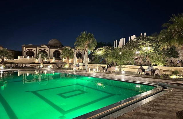 Elphardous Oasis Hotel