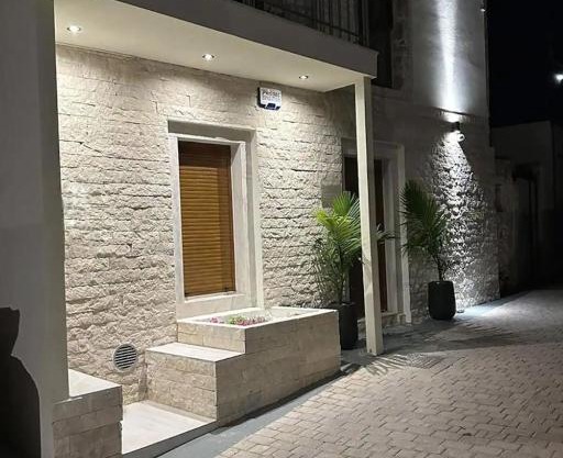 ELVIRA LUXURY APT