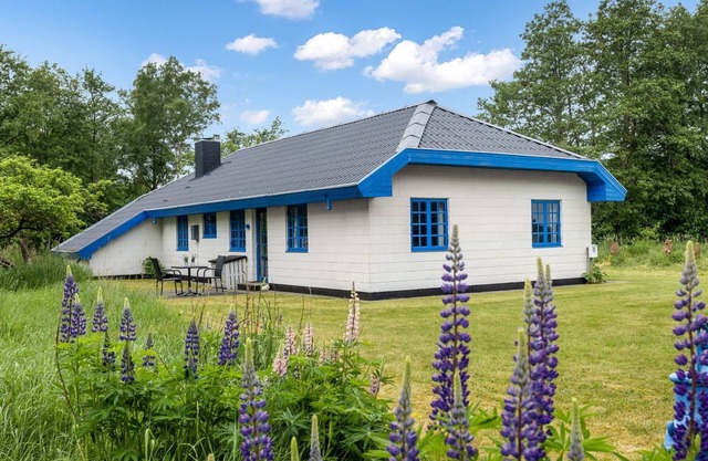 "Ema" - 5km from the sea by Interhome