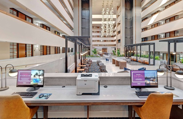 Embassy Suites by Hilton Oklahoma City Will Rogers Airport