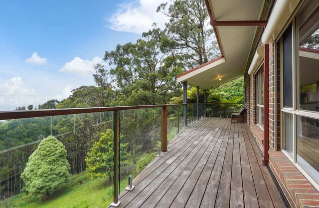 Embrace Nature's Beauty in Ferny Creek