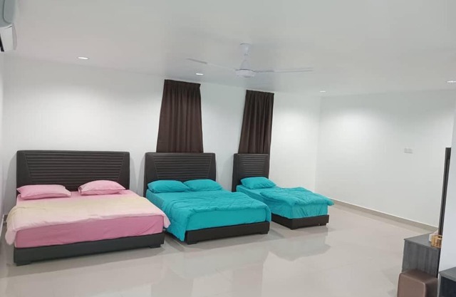 EMERALD VILLA HOMESTAY DUNGUN