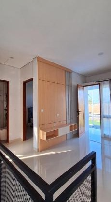 Emerald Villa